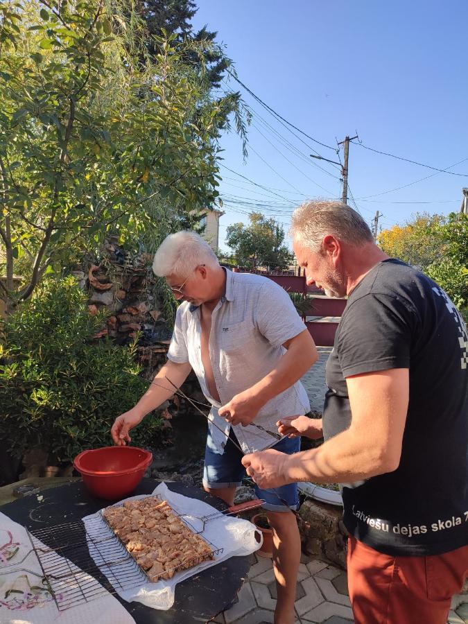 Guesthouse Tea Kutaisi Zewnętrze zdjęcie