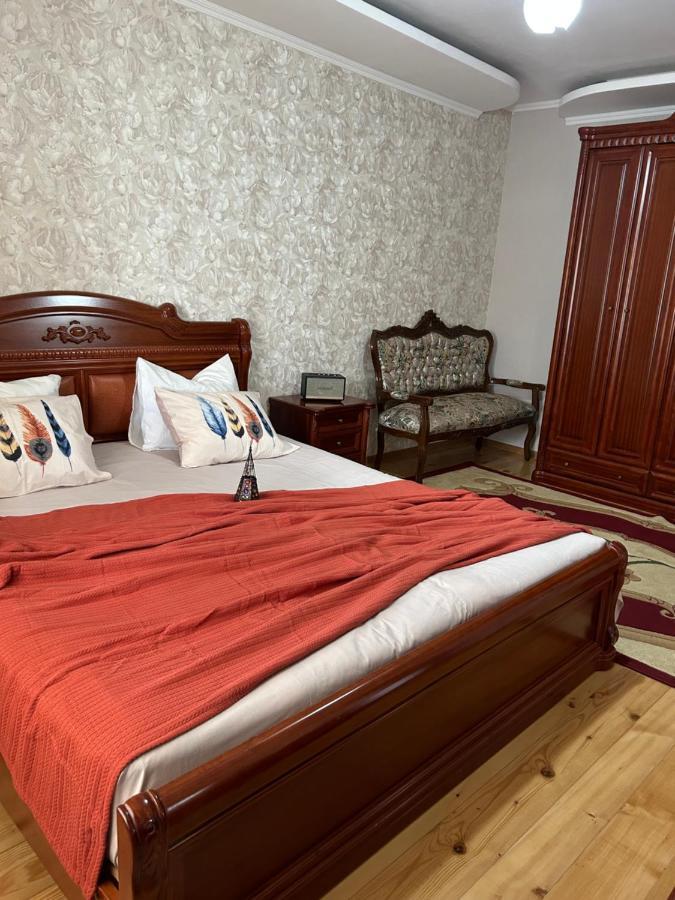 Guesthouse Tea Kutaisi Zewnętrze zdjęcie